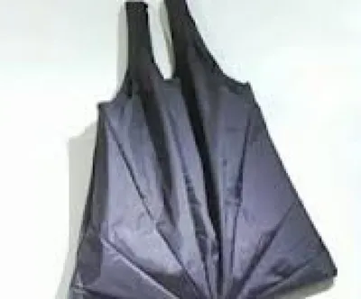 Двухцветная сумка из зонта с карманом. Подробный мастер-класс. - YouTube