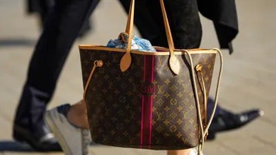 Nanoscale-3D-Printed Knockoff Louis Vuitton Bag Fetches $63K at auction -  Core77