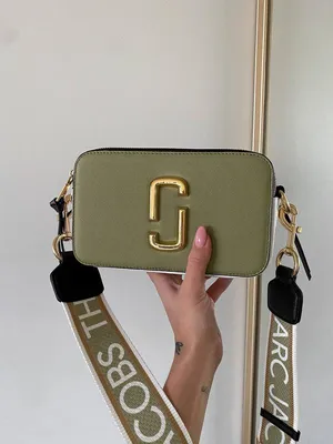 Marc jacobs snapshot olive/gold logo новинка женская оливковая сумочка хаки марк  джейкобс тренд жіноча сумка хакі оливка — цена 1650 грн в каталоге Сумки ✓  Купить аксессуары по доступной цене на Шафе |