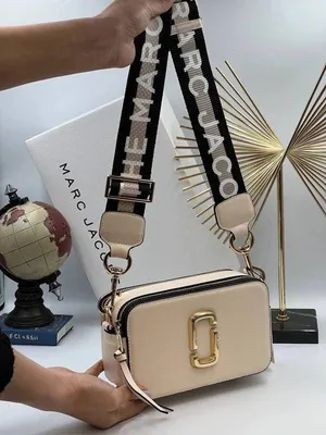 Летняя розовая сумка Marc Jacobs (Марк Джейкобс) с широким синим плечевым  ремнем