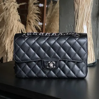 Сумка Chanel Double Flap 22 см купить в Москве за 320 000 руб. Женские Кожа  С историей