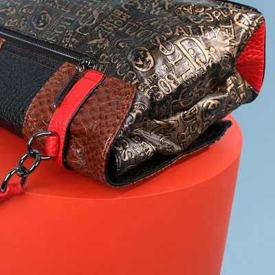 Купить крокодиловую зеленую деловую женскую сумку richezza для документов с  короткими ручками и тремя отделениями для бумаг с доставкой по России |  Marie bags store