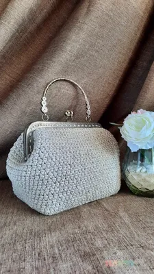 Женская сумочка с фермуаром \"Королевская лилия\" в магазине «Vivid Bee  Brand» на Ламбада-маркете