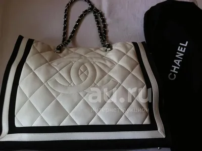 Купить сумку Chanel оригинал б.у | SELLUXURY онлайн платформа