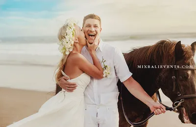 Конная прогулка на свадьбу, приключение на лошадях, свадьба в салуне |  Праздничное агентство Наталии Бочаровой