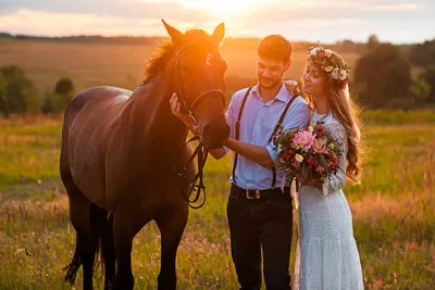 Лавстори с лошадьми | Лошадь свадьба, Лошадь и девушка фотография,  Фотосессия