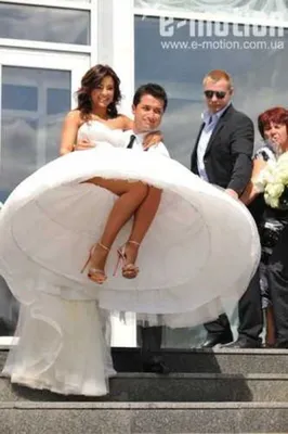 Полупрозрачное свадебное платье на Ани Лорак восхитило поклонников