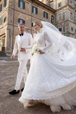 Свадебное платье «принцесса» Hloe — купить в Москве - Свадебный ТЦ Вега