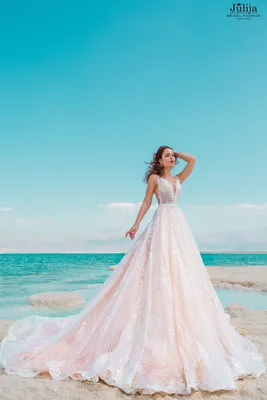Свадебное платье А-силуэт (принцесса) без корсета длинное кружевное пышное  из фатина со шлейфом в пол 2020 №10606