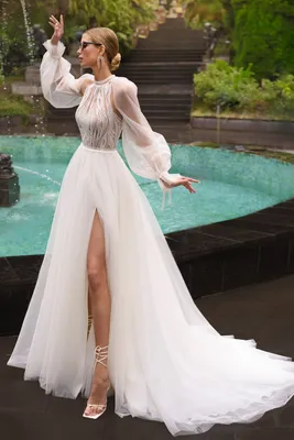 Свадебные платья на маленький рост | Скидки до 70% на свадебное платье для  невысокой невесты в салоне Валенсия (Москва)
