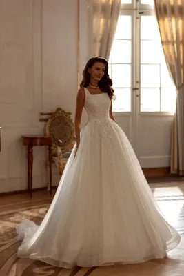 Пышные свадебные платья – купить платье принцессы с пышной юбкой в СПб |  Каталог с ценами