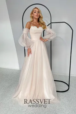 5 причин надеть розовое свадебное платье