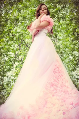 Пудровое свадебное платье с рукавами | Розовое свадебное платье