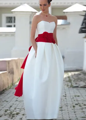 Платье Платье Модель U 100 купить в Москве по цене 12800 р. Свадебный салон  - Дана