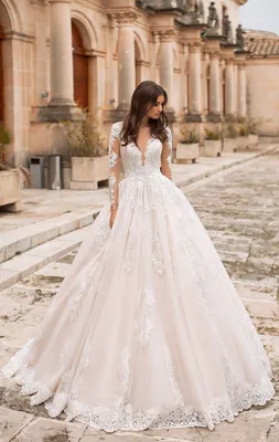 Свадебное платье с длинным рукавом Naviblue Bridal Jerome 18012 — купить в  Москве - Свадебный ТЦ Вега