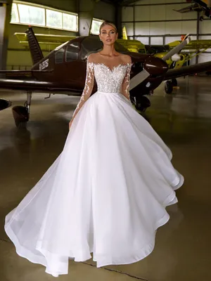 Расшитое белое платье со стразами Nora Naviano 32400C ivory — купить в  Москве - Свадебный ТЦ Вега