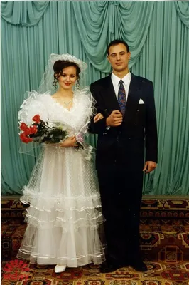 Свадьбы прошлого века: как менялись невесты - Woman's Day | Невеста,  Свадьба, Свадебные платья