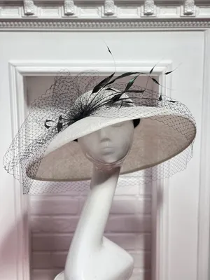 свадебные головные уборы, шляпка с вуалью, свадебные шляпки, вуалетка, свадебные  шляпы с вуалью, Свадебные аксессуары Москва