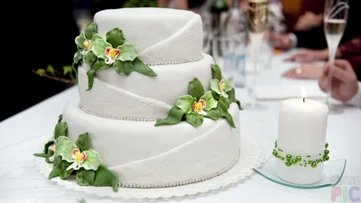 Оригинальные свадебные торты (27 фото)