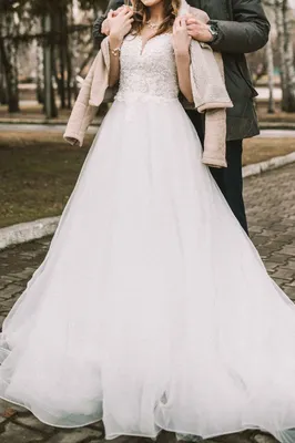 Свадебное платье с кружевом артикул 215921 цвет белый👗 напрокат 8 000 ₽ ⭐  купить 40 000 ₽ в Москве