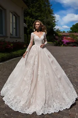 Пышное платье со шлейфом Lussano Bridal Deny 16878 | Купить свадебное платье  в салоне Валенсия (Москва)