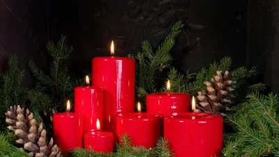 Скачать 1920x1080 новогодние свечи, шишки, ветки, хвоя обои, картинки full  hd, hdtv, fhd, 1080p
