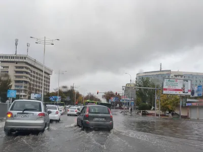 Ташкент затопило — город в очередной раз оказался не готов к весенним  дождям • Автострада