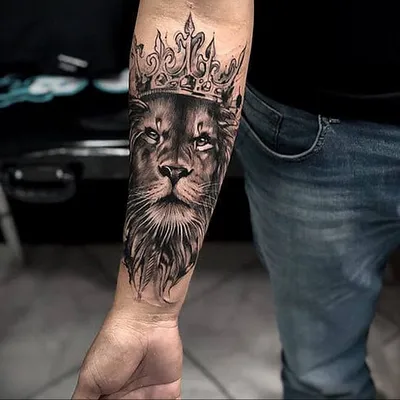 Тату на руке в тату салоне KokinTattoo в СПб