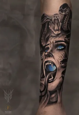 Медуза Горгона | Medusa tattoo design, Arm tattoos for guys forearm, Sleeve  tattoos