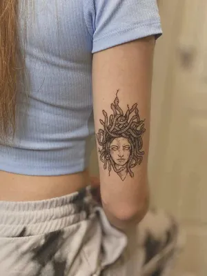 Значение татуировки горгона - tattopic.ru