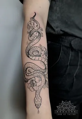 Post by Nastya Zlyuka | Arm tattoos snake, Around arm tattoo, Elegant  tattoos