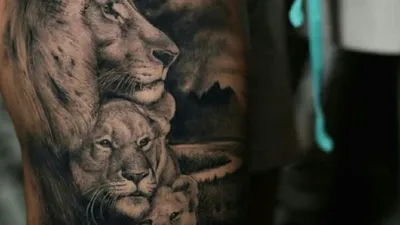 Татуировка Льва в Листьях в Стиле Реализм | Lion shoulder tattoo, Mens lion  tattoo, Jungle tattoo