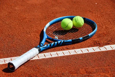 5️⃣ Теннис в Киеве: теннисные корты — занятия большим теннисом для взрослых  в «5 Элемент»