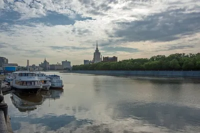 Обои на рабочий стол Теплоходы на Москве -реке, фотограф Валерий, обои для  рабочего стола, скачать обои, обои бесплатно