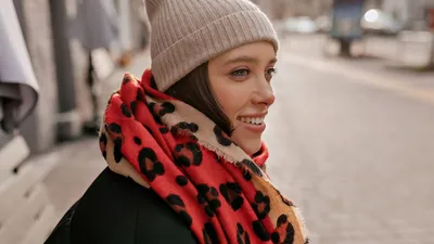 Купить: Осенне-зимние теплые шарфы, женские длинные женские шарфы с  кисточками, корейская мода, выходной шарф для пар, женский шарф по цене  15.79 руб. , со скидкой 6.77 рублей