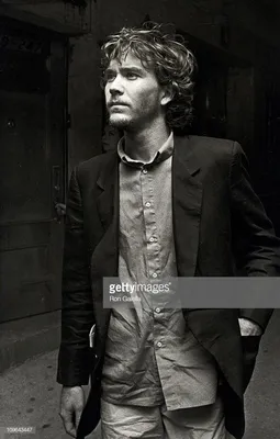 Тимоти Хаттон во время выступления «Девять» в Нью-Йорке, 8 июля 1982 года... | Тимоти Хаттон, Кинозвезды, Актеры