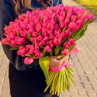 Купить Букет из розовых тюльпанов (50 см) с доставкой в Омске - магазин  цветов Трава