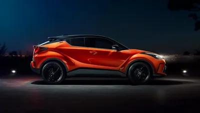 Toyota C-HR 2019-2020 рестайлинг - фото, цена и характеристики модели