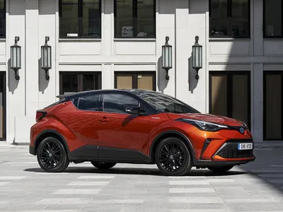 Toyota C-HR рестайлинг 2019, 2020, 2021, 2022, джип/suv 5 дв., 1 поколение  технические характеристики и комплектации