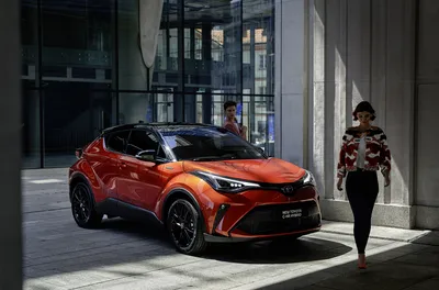 TOYOTA C-HR 2023 - Купить Тойота CHR - цена у официального дилера Тойота  Центр Киев ВИДИ Автострада (Украина)