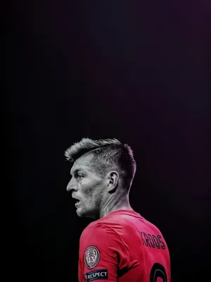 Продажа чехла для iPhone Wallpaper Toni Kroos от SelmaKirana | Redbubble