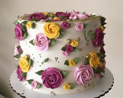 Муссовый торт Эклипс к 8 марта с покрытием гляссаж розового цвета и  тюльпанами