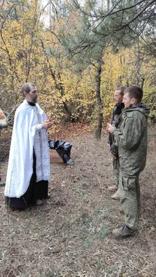 Российский поп крестил военных в мешках для трупов (фото) - Курьезы -  StopCor