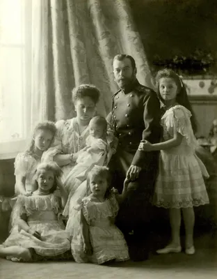 Кто приказал убить Николая II и его семью? Правда ли, что на самом деле  кто-то выжил? Стыдные вопросы о расстреле Романовых — Meduza