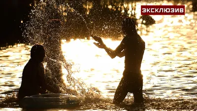 Протыкает кожу и проникает в кровь»: врач рассказал, чем опасно купание в  диких водоемах - ТРК Звезда Новости, 06.07.2021