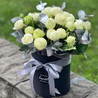 Цветы в коробке, Flowers \u0026 Gifts Kyiv, buy at a price of 5256 RUB, Flowers  in a Box on Lepestki with delivery | Flowwow