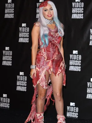 Похудевшая Леди Гага блистает в Нью-Йорке Lady Gaga .