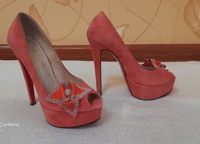 Туфли и сапоги Christian Louboutin, купить копию-реплику Кристиана Лабутена,  цена: 6500 руб, объявление в разделе Личные вещи в Москве на Пролетарской,  Обувь для взрослых