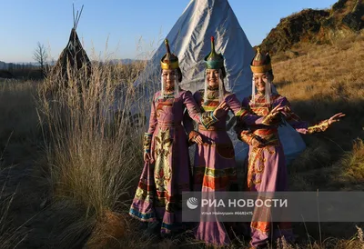 Показ тувинских национальных костюмов | РИА Новости Медиабанк