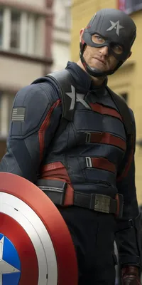 Обои Уятт Рассел в роли Капитана Америки, разрешение 1440x2880, разрешение 1440x2880.